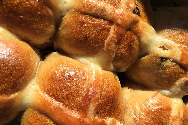 Hot Cross Buns 